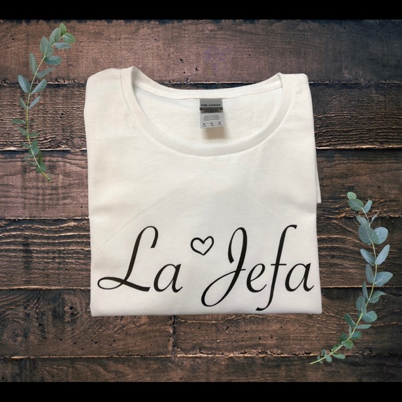 Custom shirt - La Jefa (The Boss) - Picture 2 of 2